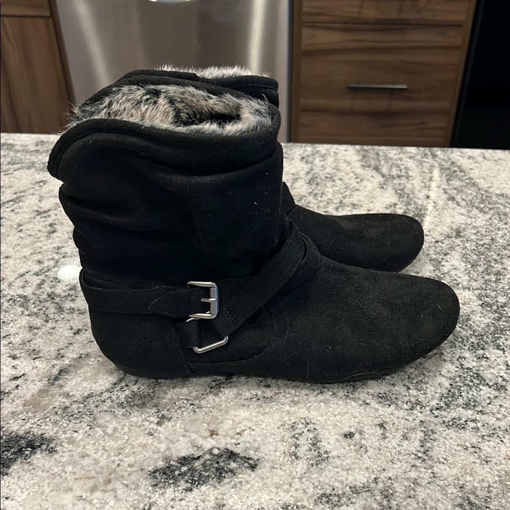 Black Suede Ankle Boots with Faux Fur Lining